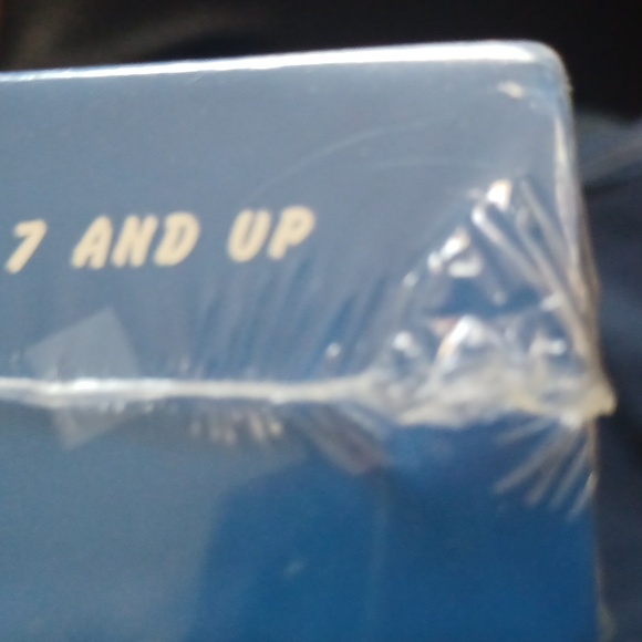 PHOTO ILLUSION PUZZLE - Picture 2 of 3